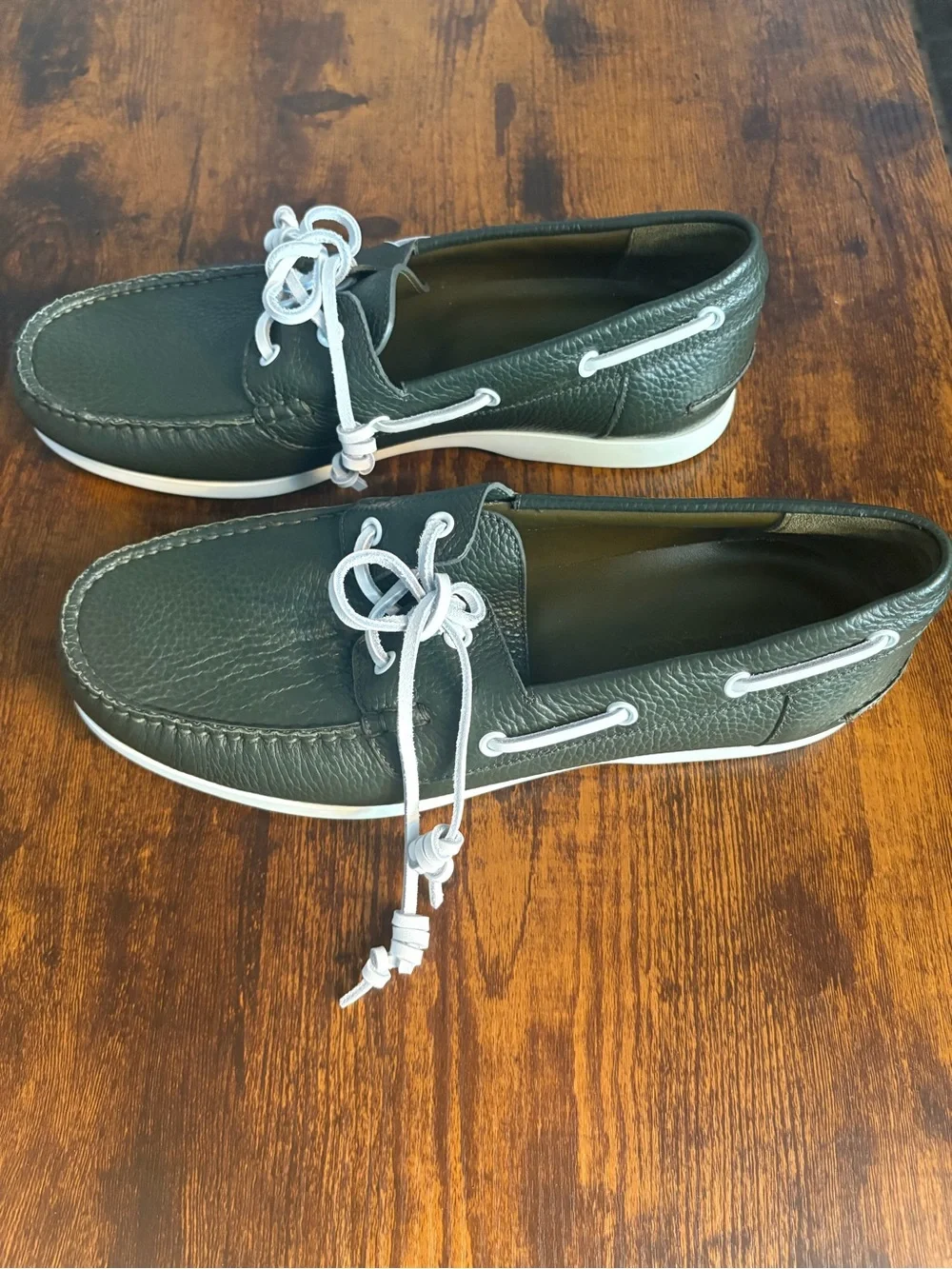 Manolo Blahnik Sidmouth Mens Green Leather Boat Shoes Size 9 Italy
